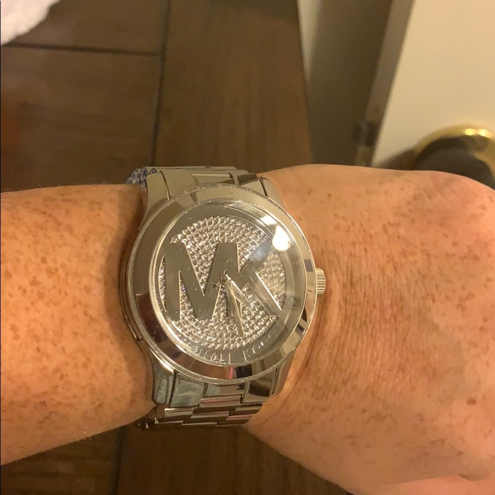 Silver watch - Picture 5 of 6
